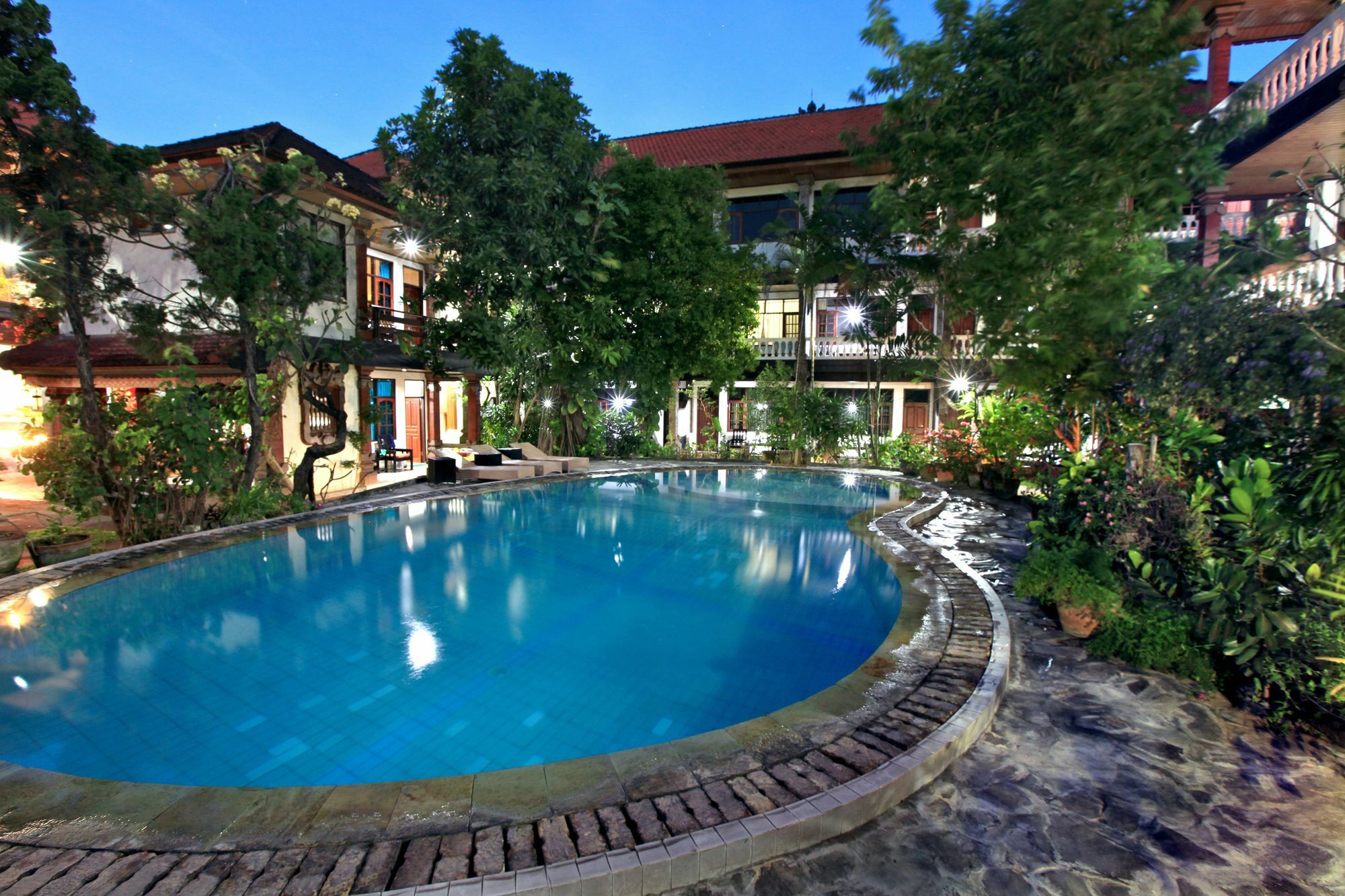 Kuta Dormitory At Simpang Inn Экстерьер фото