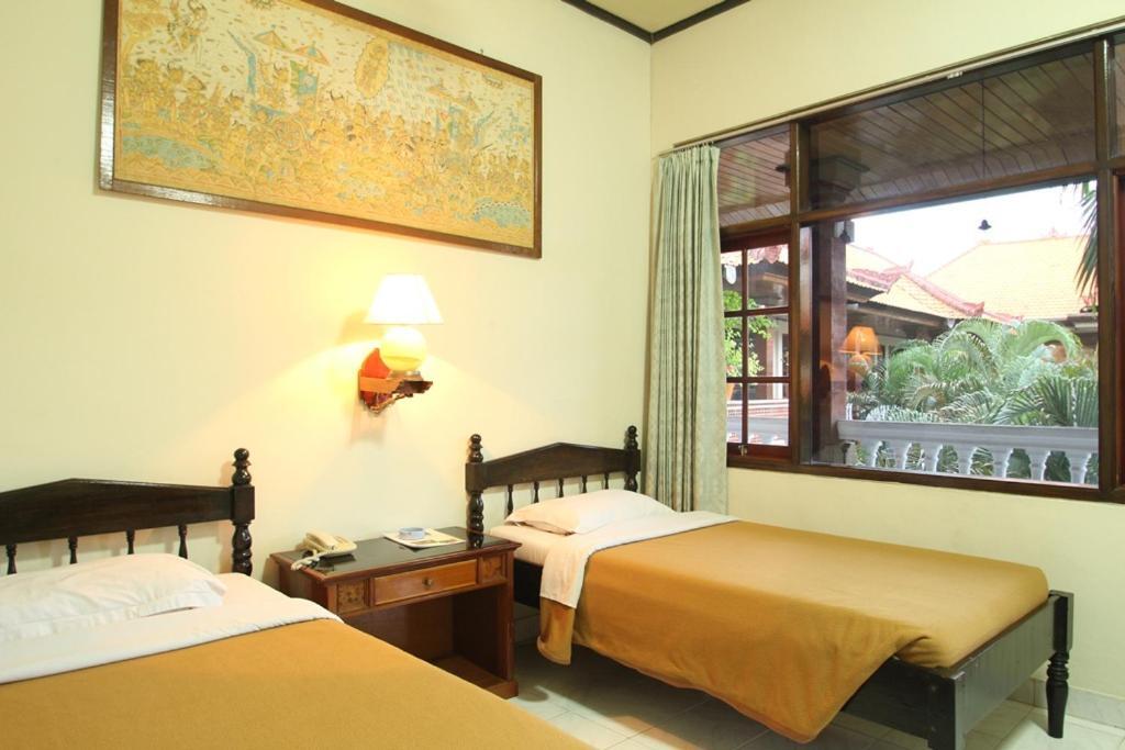 Kuta Dormitory At Simpang Inn Экстерьер фото